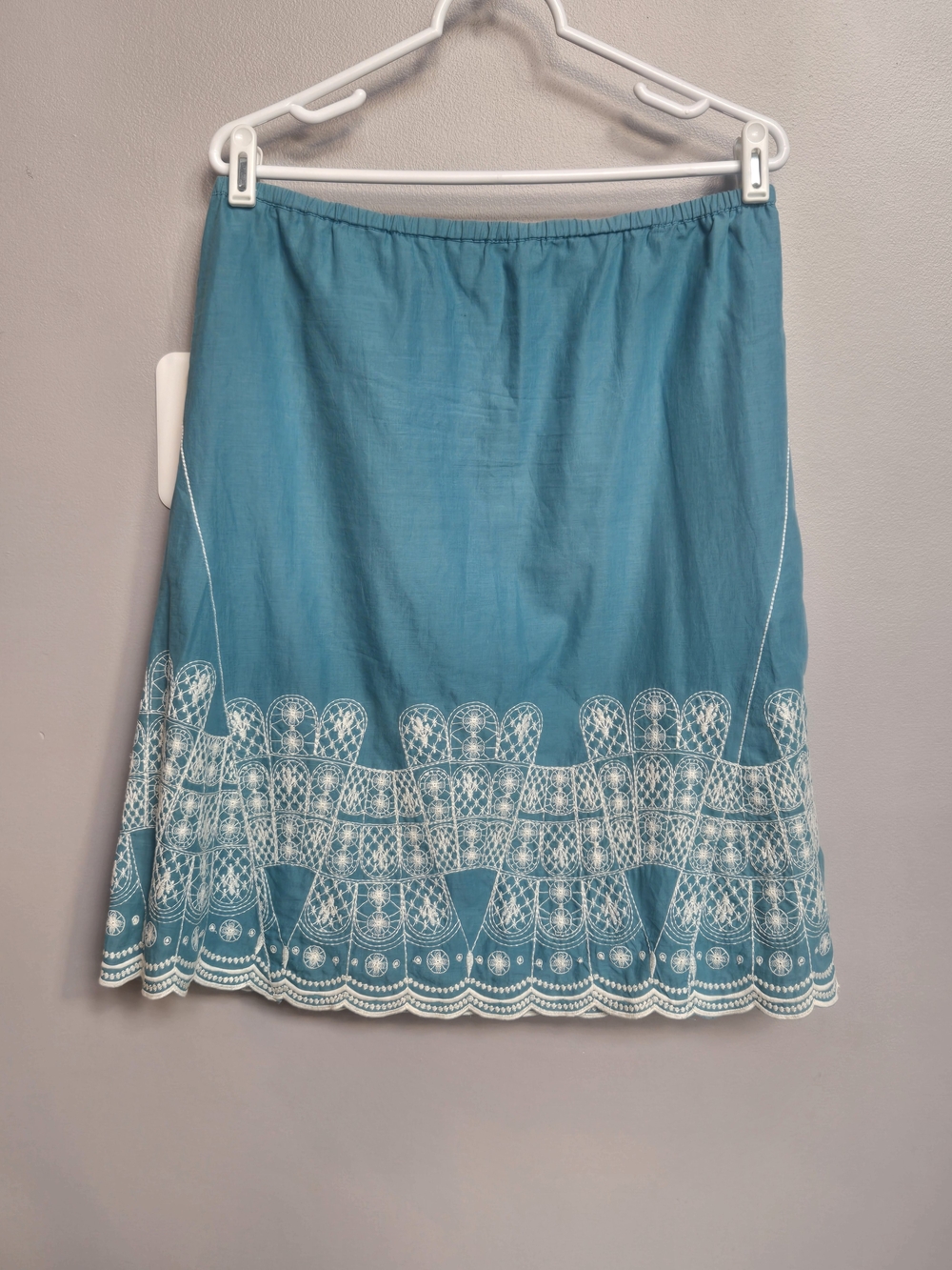 Max Studio Teal Blue Cotton Eyelet Embroidered A-Line Skirt Large Scalloped  Hem